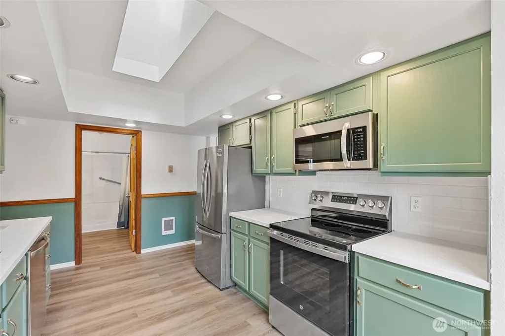 725 W Main Avenue Morton WA 98356