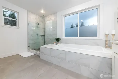 14529 161 Avenue SE Renton WA 98059