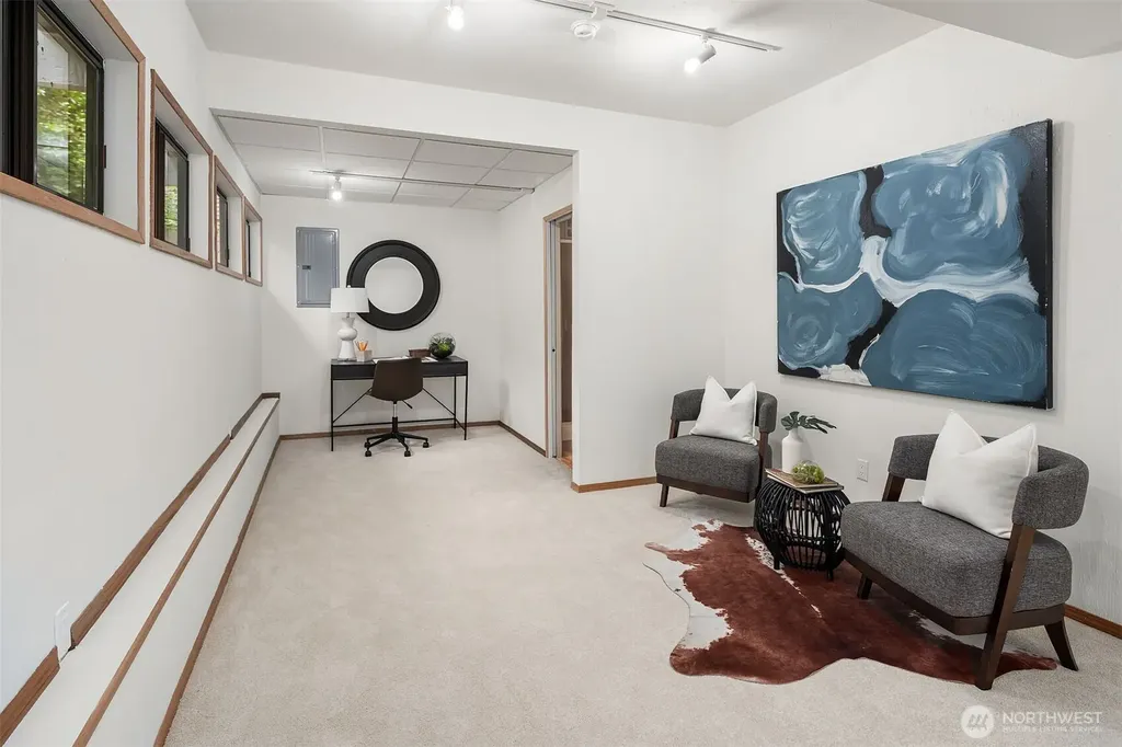 5761 110th Ave SE Bellevue WA 98006