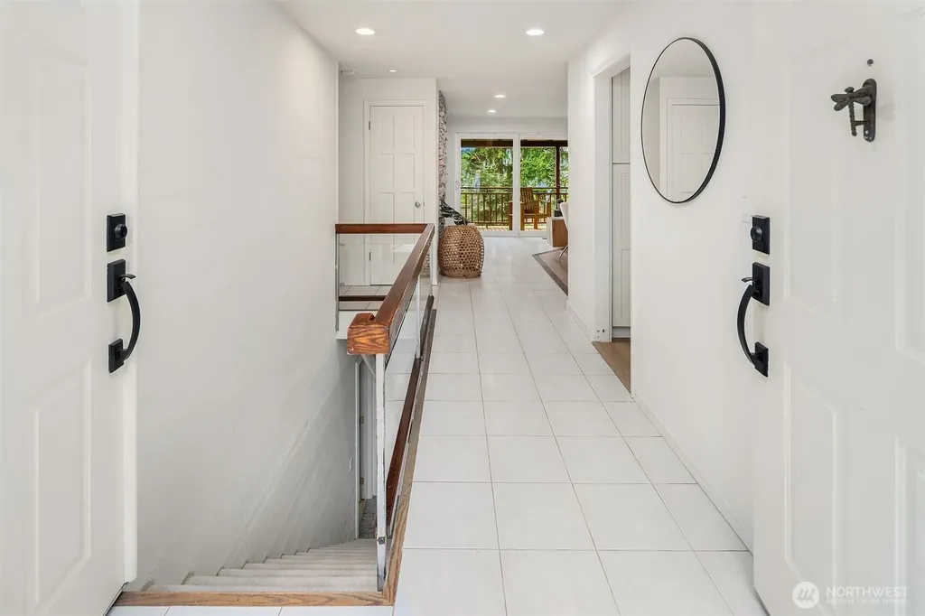 5761 110th Ave SE Bellevue WA 98006