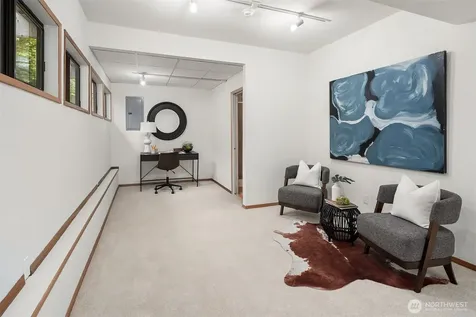 5761 110th Ave SE Bellevue WA 98006