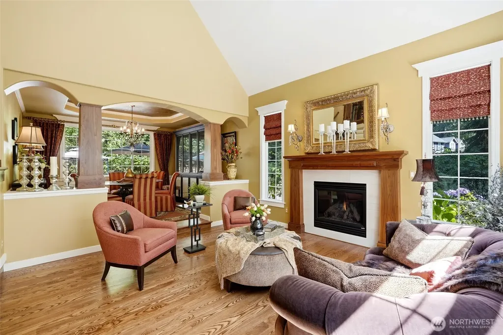 32704 193rd Avenue SE Kent WA 98042