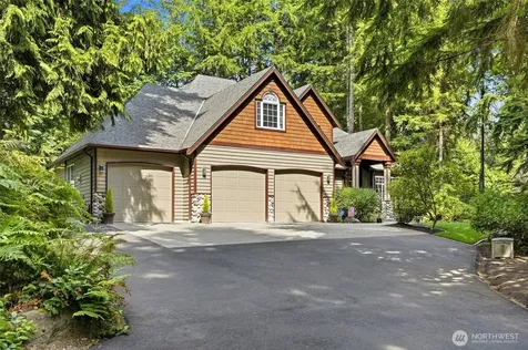 32704 193rd Avenue SE Kent WA 98042
