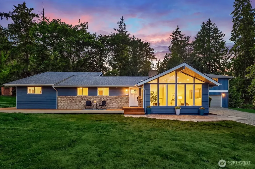 5702 218th Street SE Woodinville WA 98072