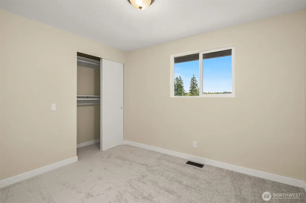 5702 218th Street SE Woodinville WA 98072