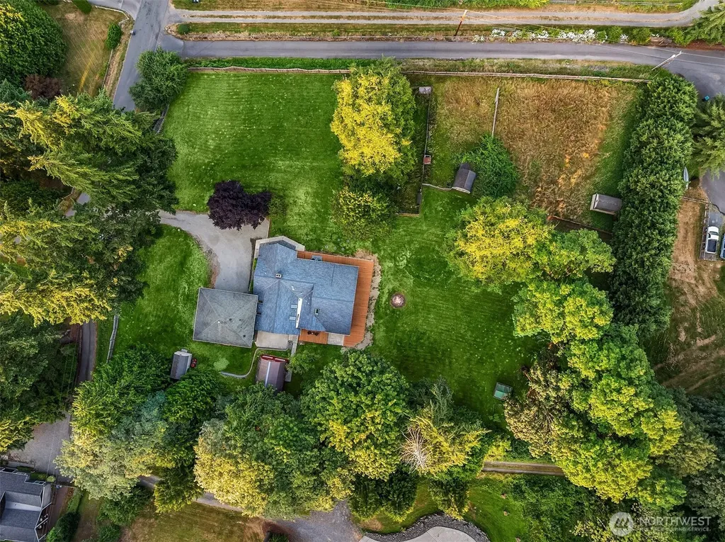 5702 218th Street SE Woodinville WA 98072