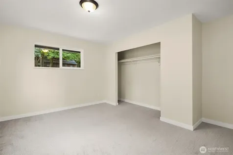 5702 218th Street SE Woodinville WA 98072