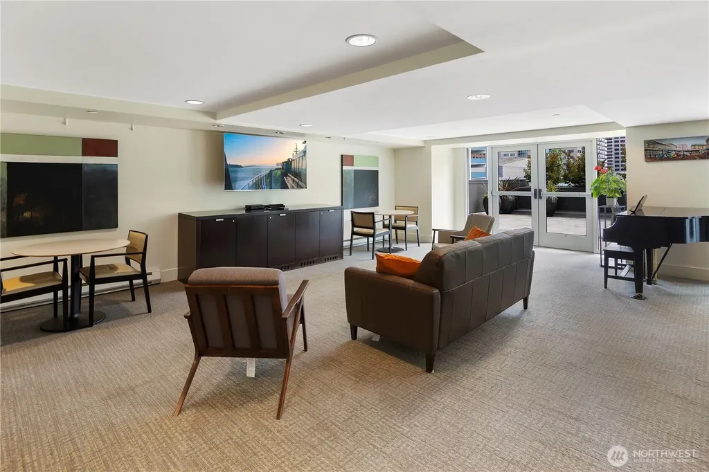 1415 2nd Avenue Seattle WA 98101