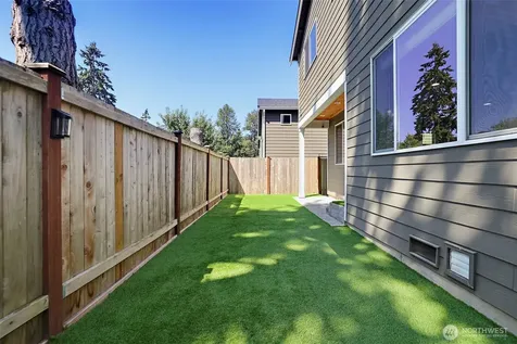 1312 170th Place SW Lynnwood WA 98037