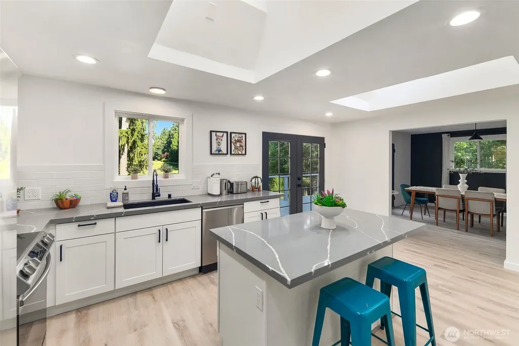 11107 Tahoma Drive Anderson Island WA 98303