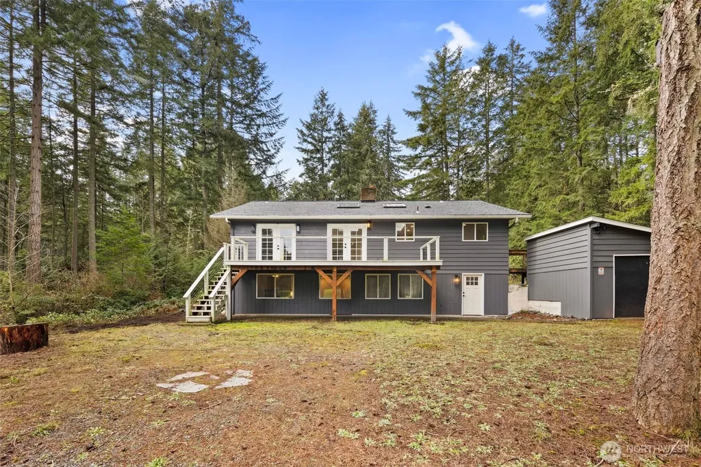11107 Tahoma Drive Anderson Island WA 98303