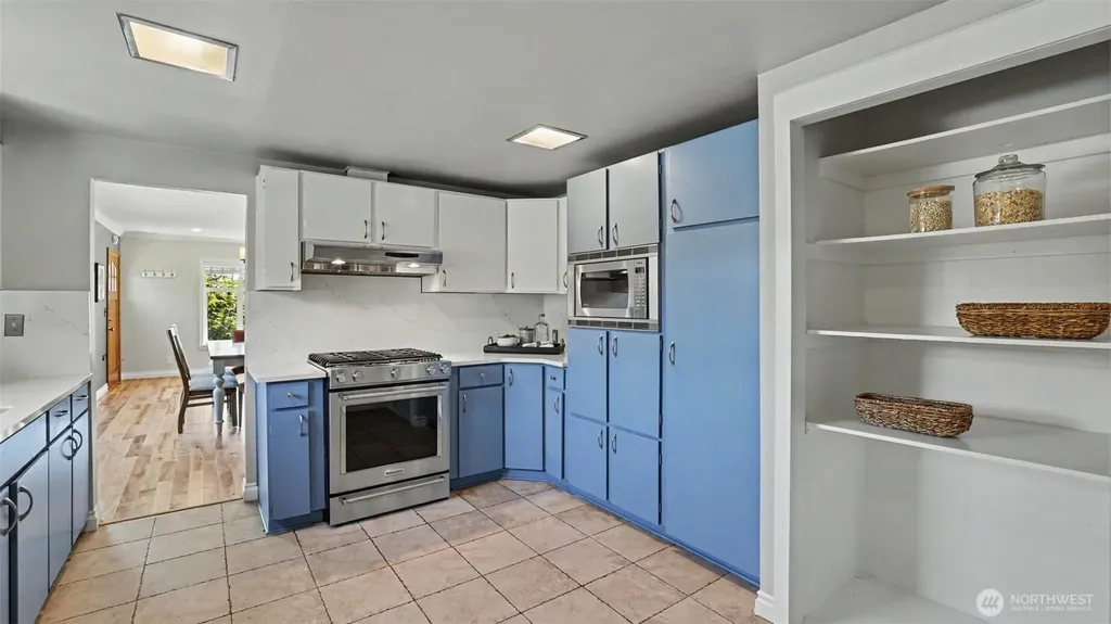 1326 N 40th Street Seattle WA 98103
