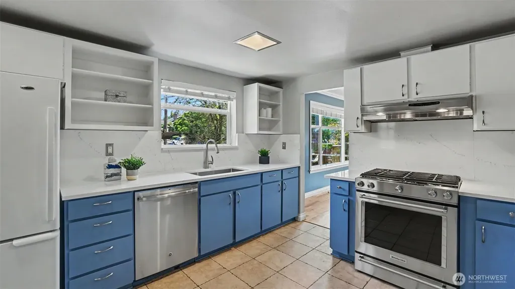 1326 N 40th Street Seattle WA 98103