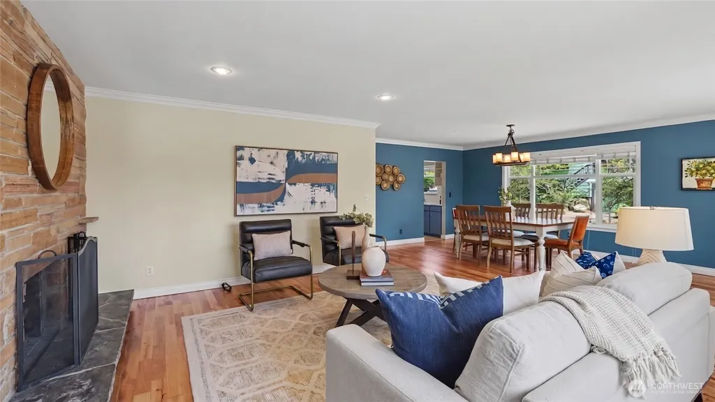 1326 N 40th Street Seattle WA 98103