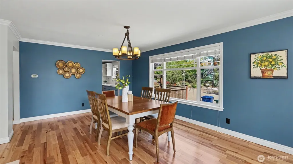 1326 N 40th Street Seattle WA 98103