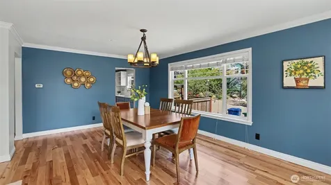 1326 N 40th Street Seattle WA 98103
