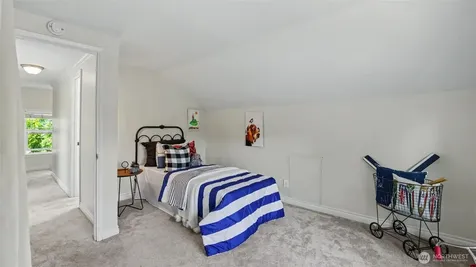 1326 N 40th Street Seattle WA 98103