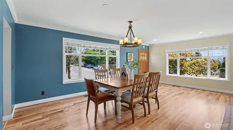 1326 N 40th Street Seattle WA 98103