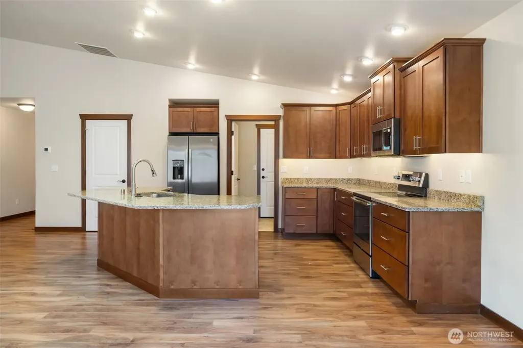 5107 NW Cannon Circle Silverdale WA 98383