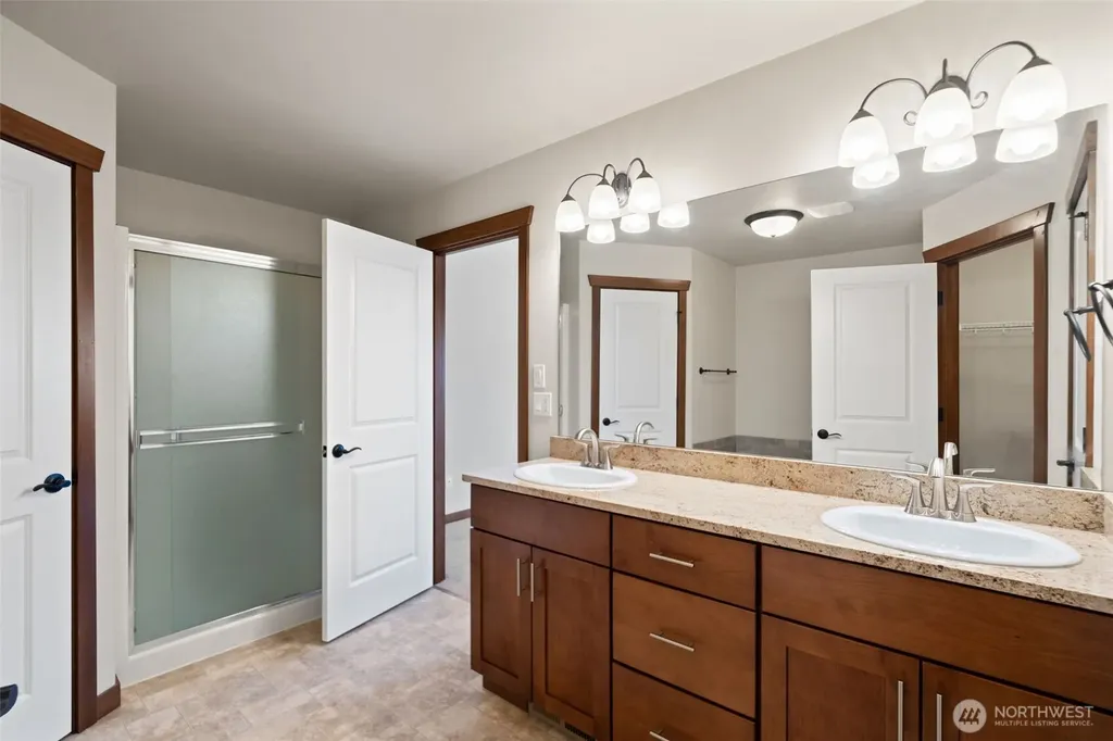 5107 NW Cannon Circle Silverdale WA 98383