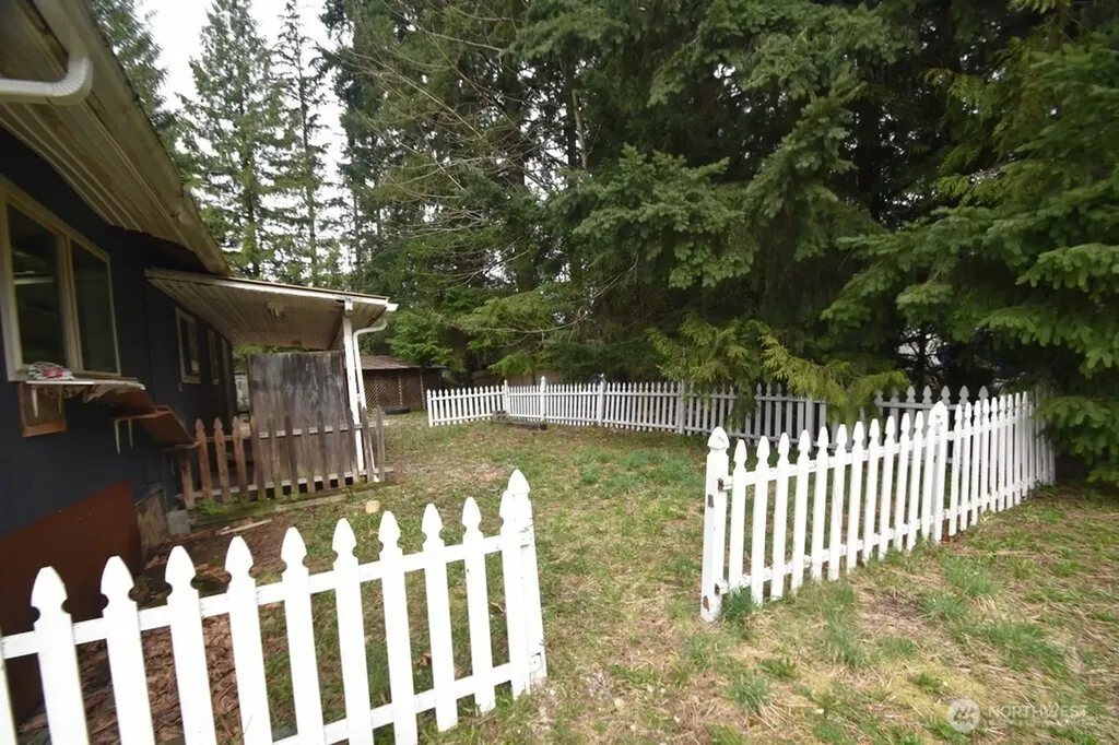 6250 Juniper Lane Maple Falls WA 98266