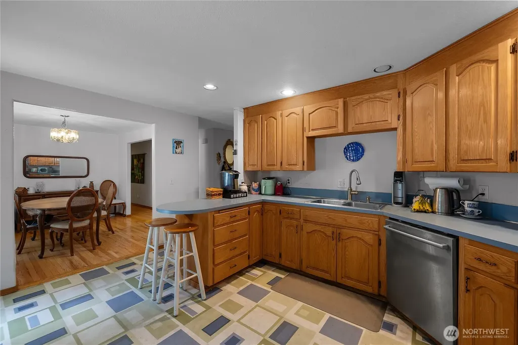2723 Woodgrove Street SE Olympia WA 98513