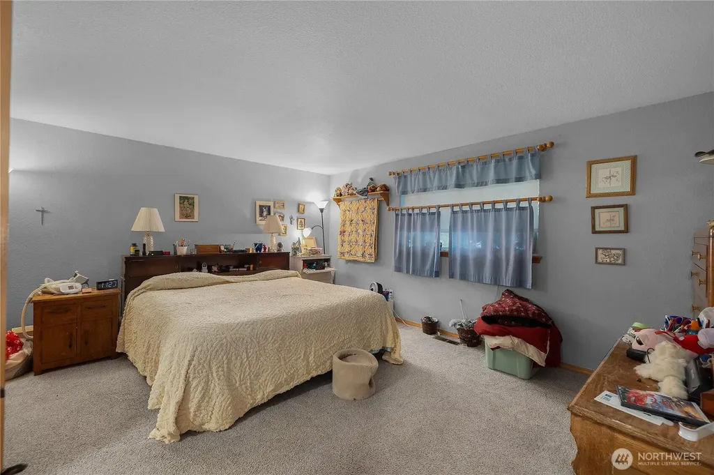2723 Woodgrove Street SE Olympia WA 98513
