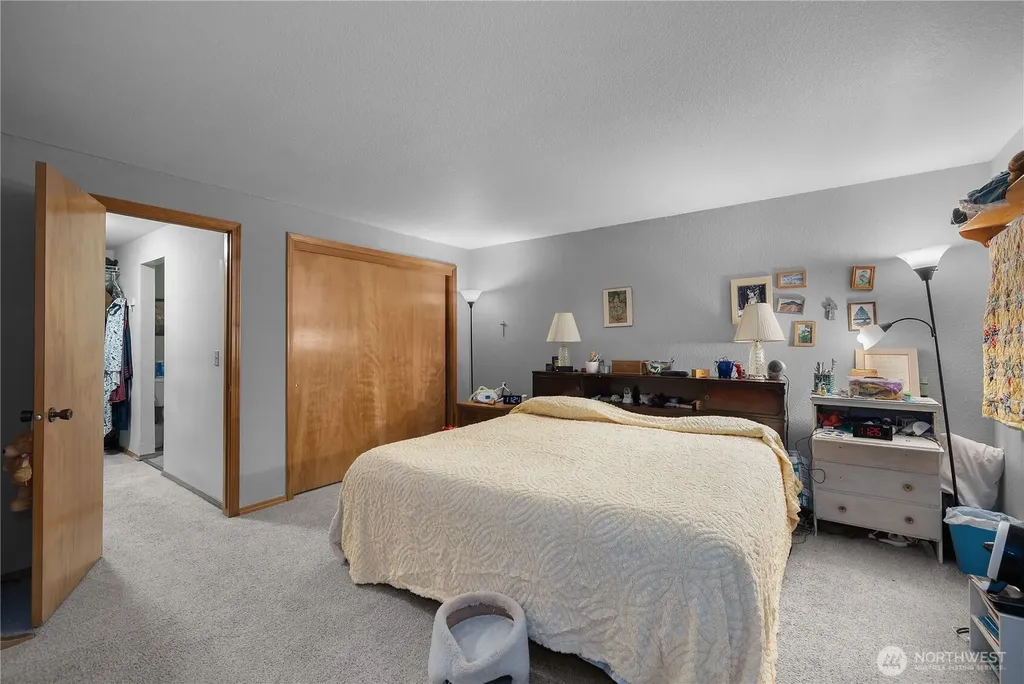 2723 Woodgrove Street SE Olympia WA 98513
