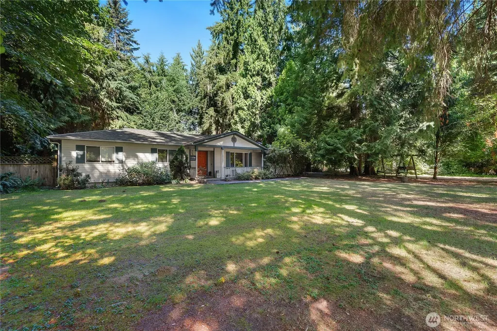 2723 Woodgrove Street SE Olympia WA 98513