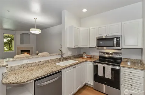 12712 Admiralty Way Everett WA 98204