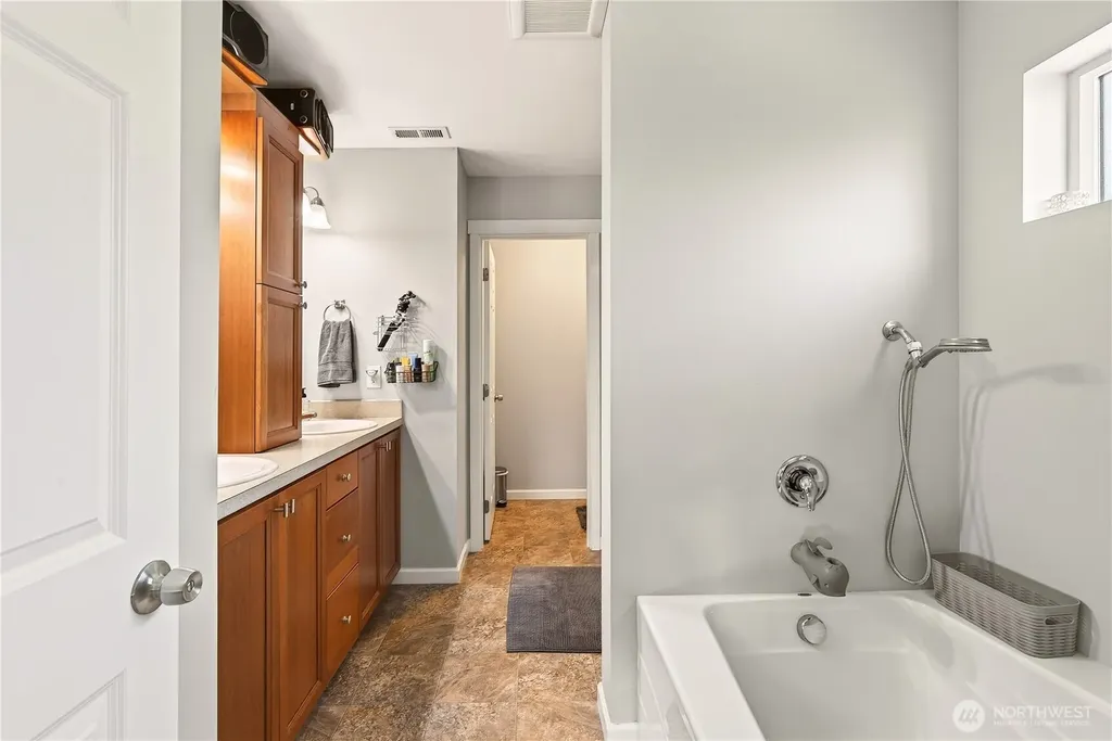 315 N Mcneely Street Buckley WA 98321