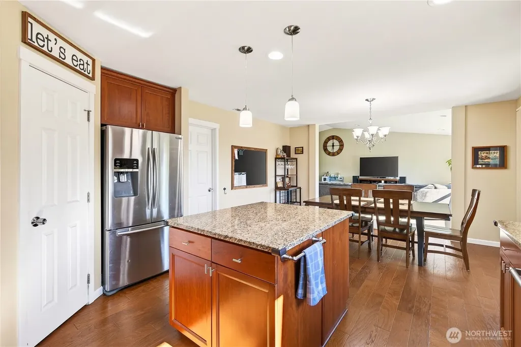 315 N Mcneely Street Buckley WA 98321