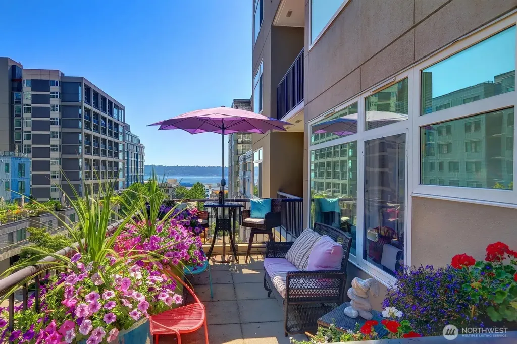 2801 1st Avenue Seattle WA 98121