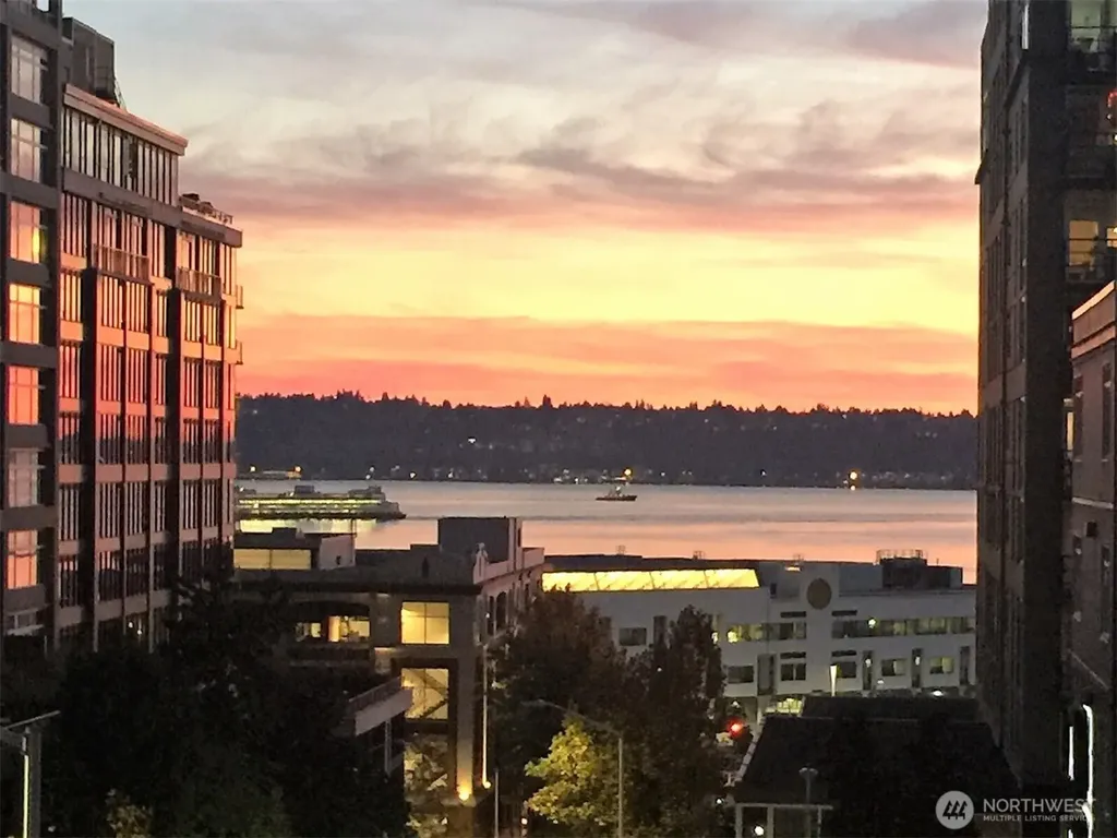 2801 1st Avenue Seattle WA 98121