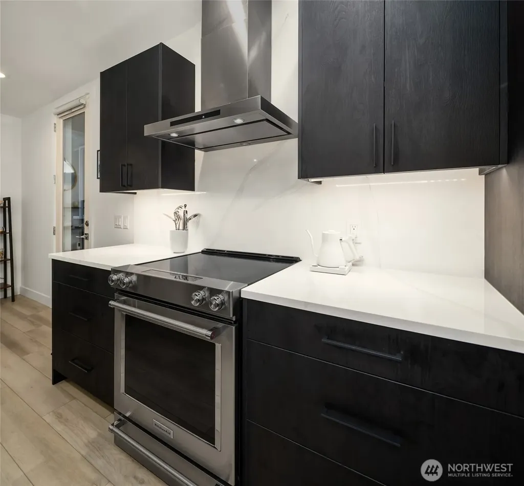 727 Belmont Avenue E Seattle WA 98102