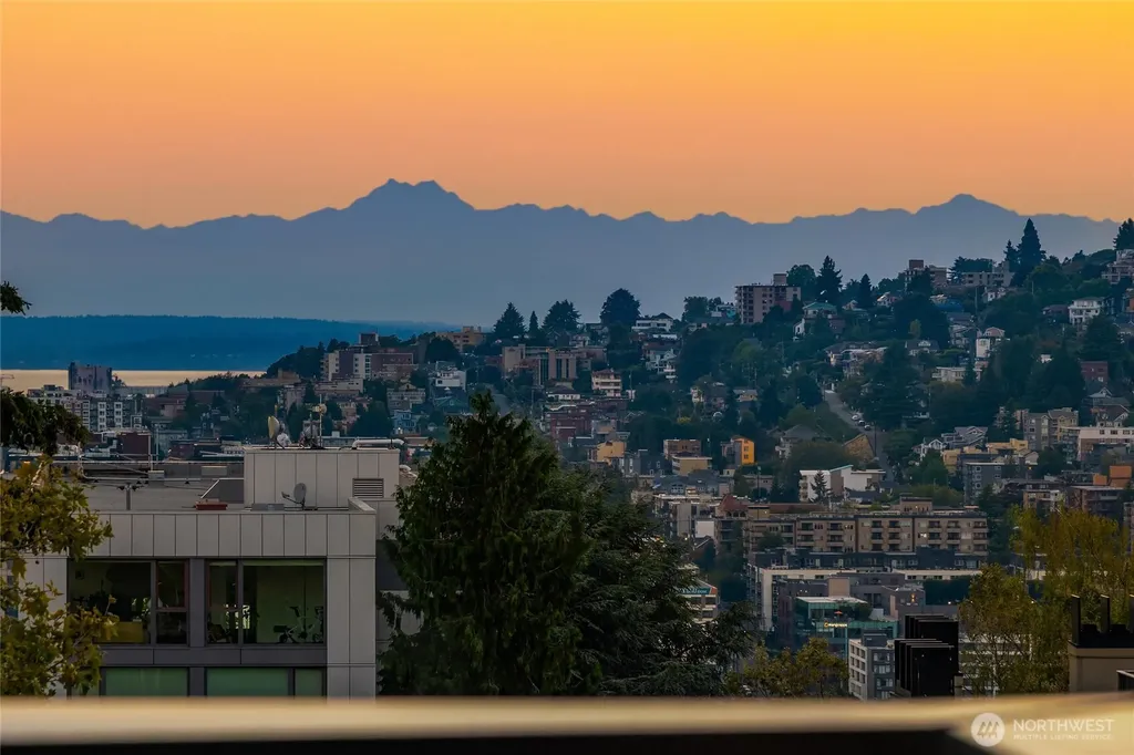 727 Belmont Avenue E Seattle WA 98102