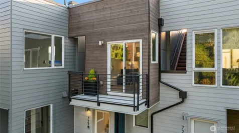 727 Belmont Avenue E Seattle WA 98102