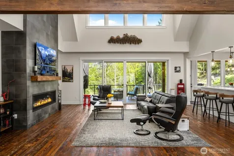 17345 Olympic Place Mount Vernon WA 98274