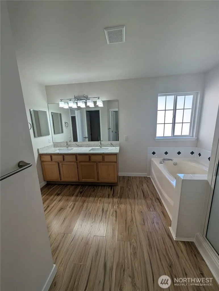 2226 SE 2nd Place SE Renton WA 98056