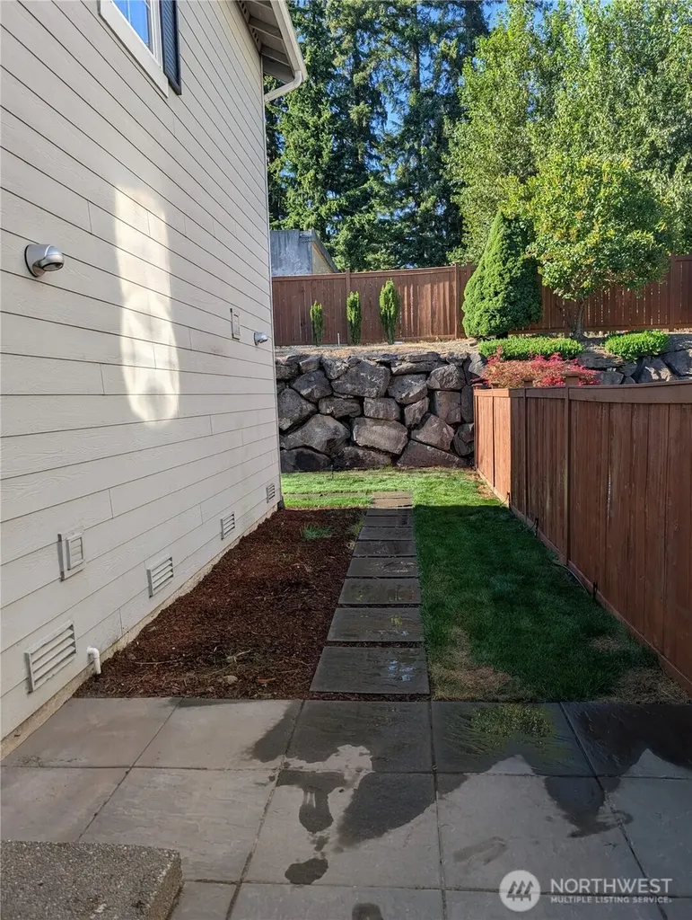 2226 SE 2nd Place SE Renton WA 98056