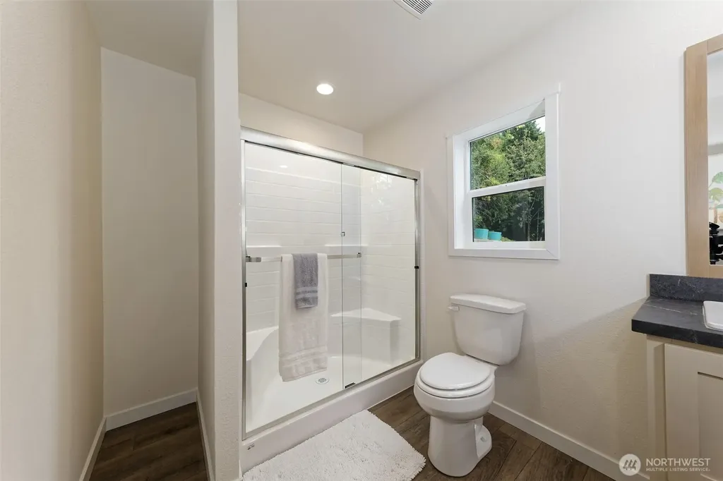 210 E Bridger Lane Shelton WA 98584
