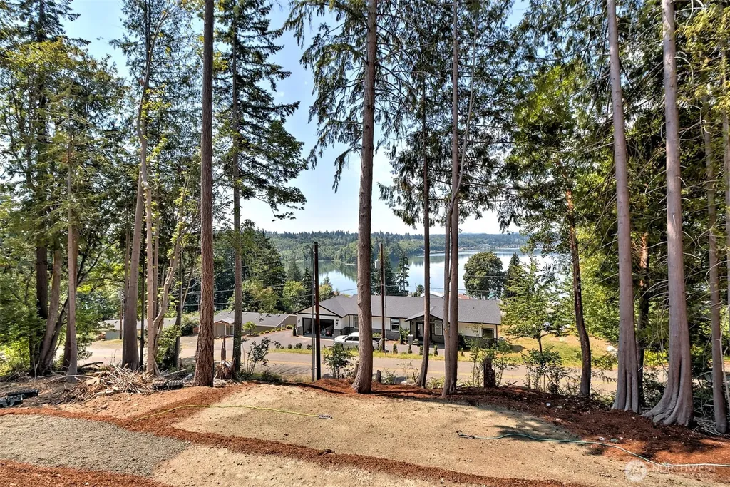 210 E Bridger Lane Shelton WA 98584