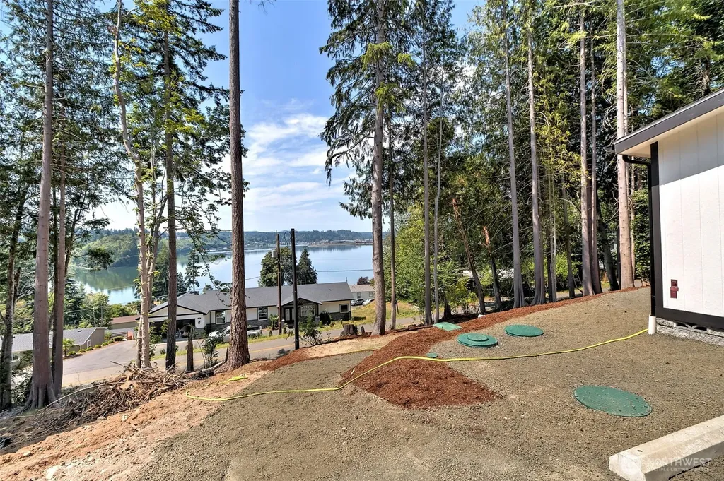 210 E Bridger Lane Shelton WA 98584