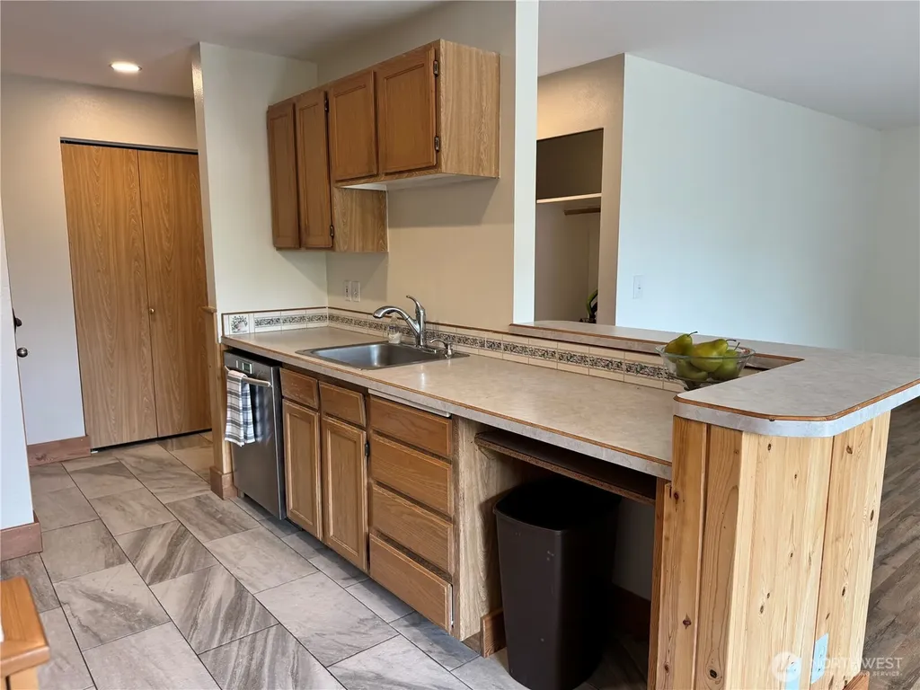 667 4th Street NE East Wenatchee WA 98802