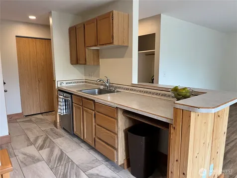 667 4th Street NE East Wenatchee WA 98802