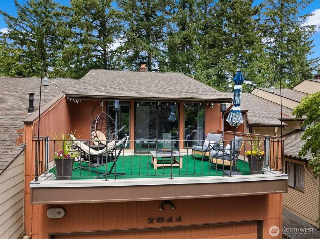 7811 Zircon Drive SW Lakewood WA 98498