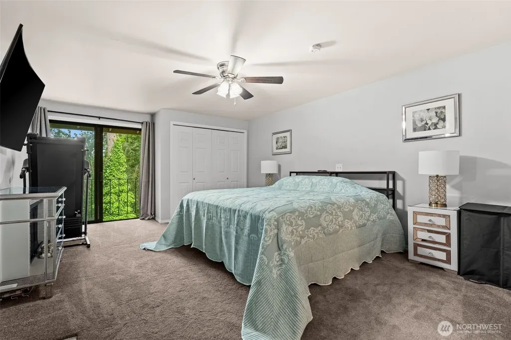 7811 Zircon Drive SW Lakewood WA 98498