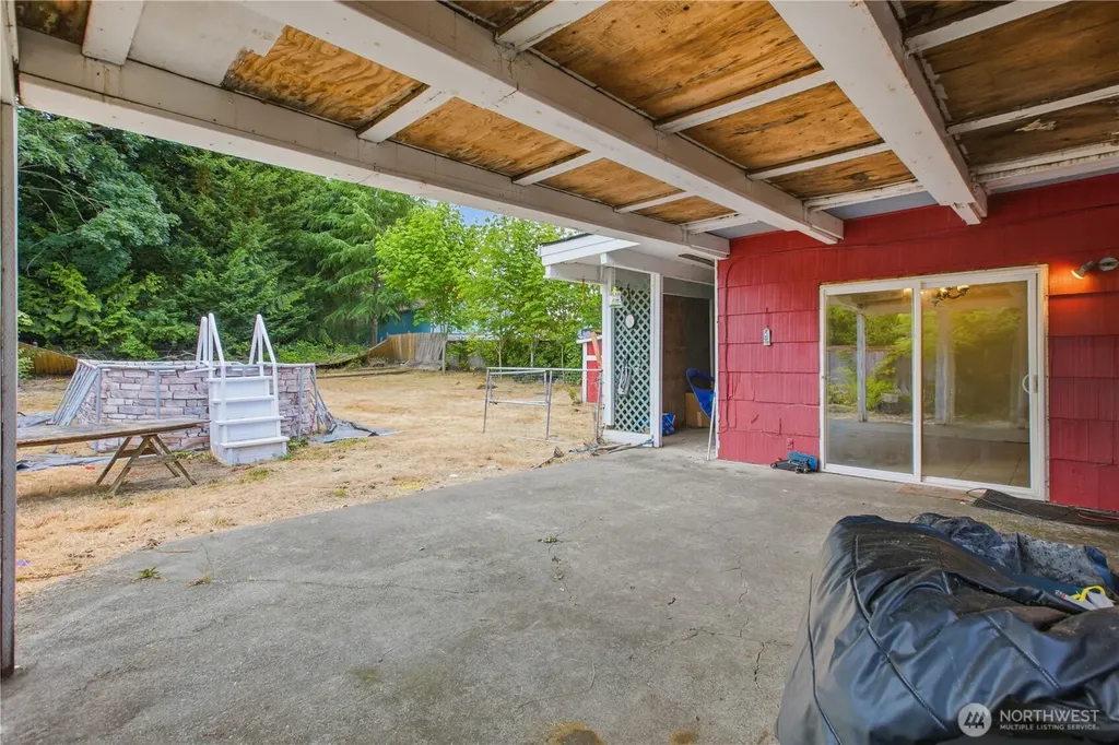 8522 29th Street W University Place WA 98466