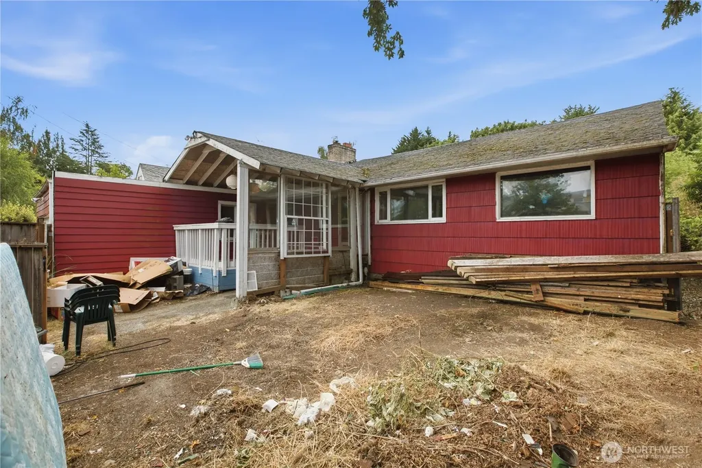 8522 29th Street W University Place WA 98466