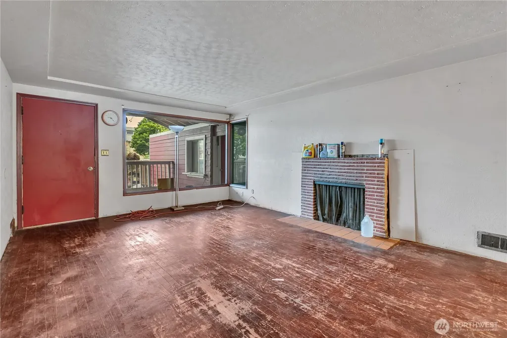 8522 29th Street W University Place WA 98466